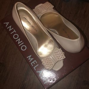 Cream/Gold Antonio Melani Pumps